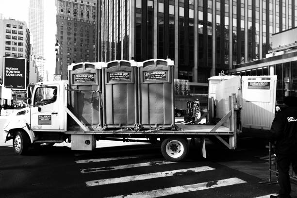 Best Porta potty delivery and setup  in Idalou, TX